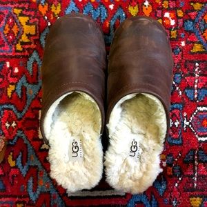 UGG Solvang Clog Slip- on Slide Women’s 8 Brown